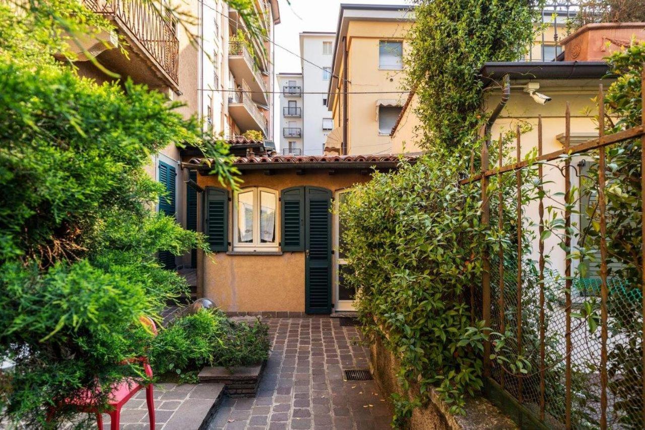 Sweet Funicolare Appartement Bergamo Buitenkant foto